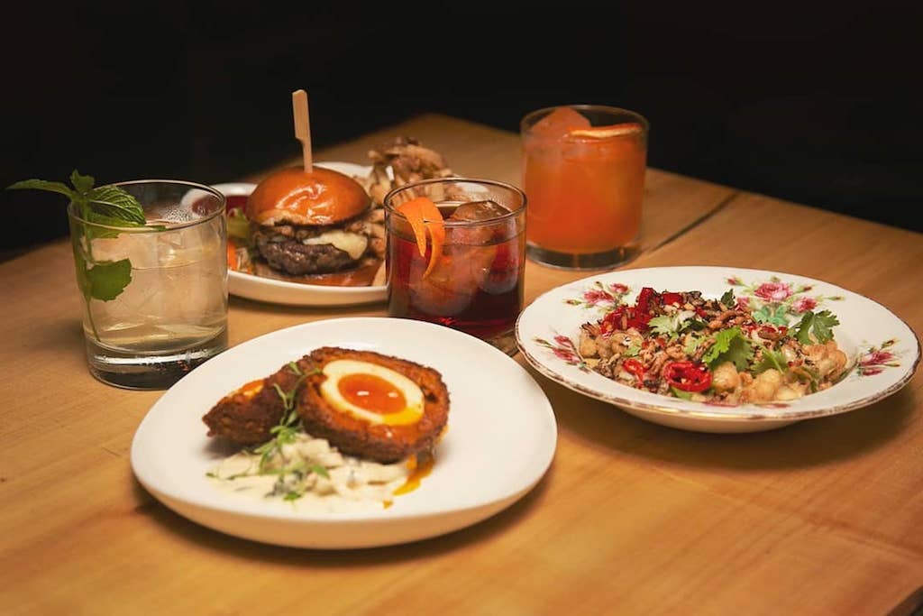 Late-Night Eats Cloak bar