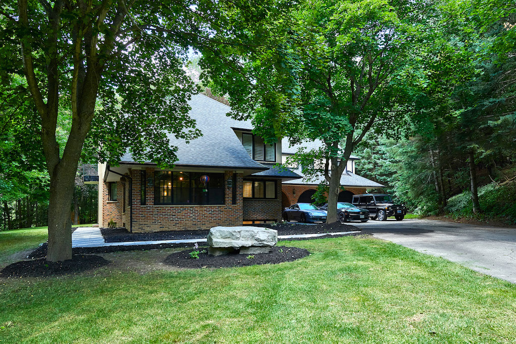 13235 Caledon King Townline S.