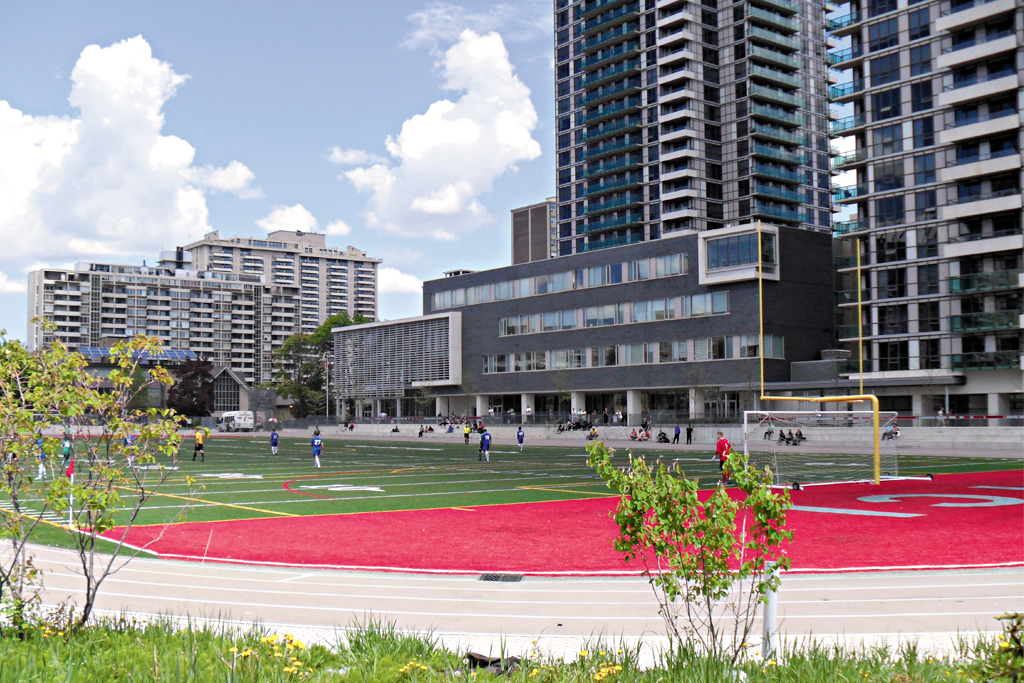 north toronto collegiate school