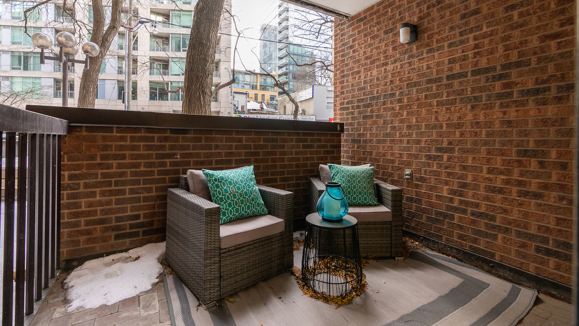 Terrace at 108-15 McMurrich St.