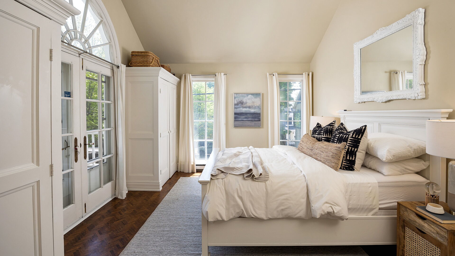 1 Greig Ave. primary bedroom