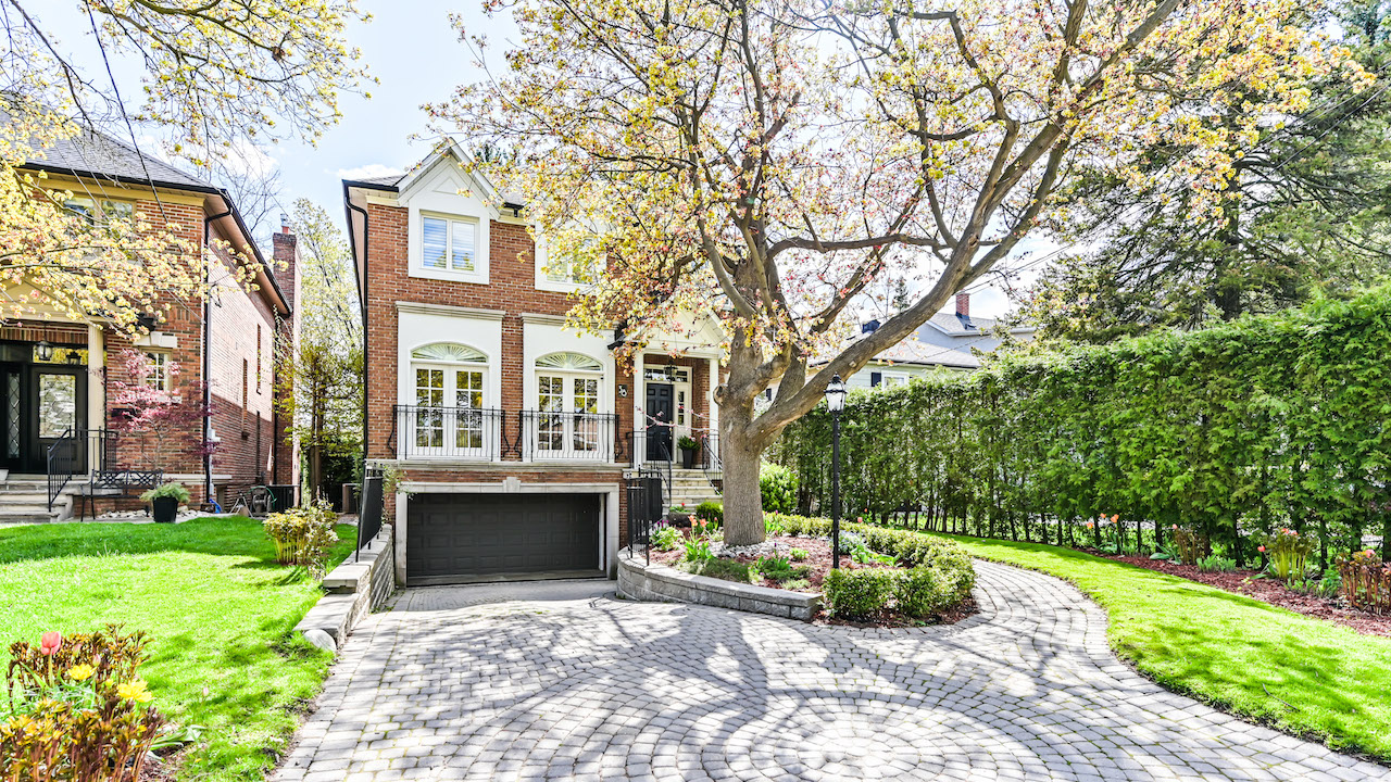 Yonge and Sheppard Toronto rental