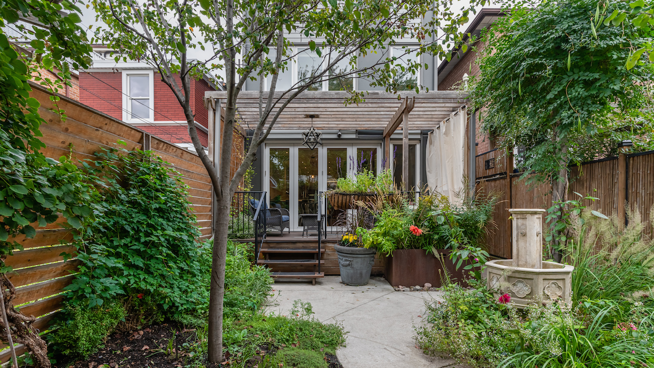 Price drop on 750 Crawford St