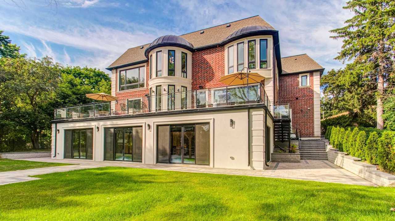 8 Cavlier Cres. price drop