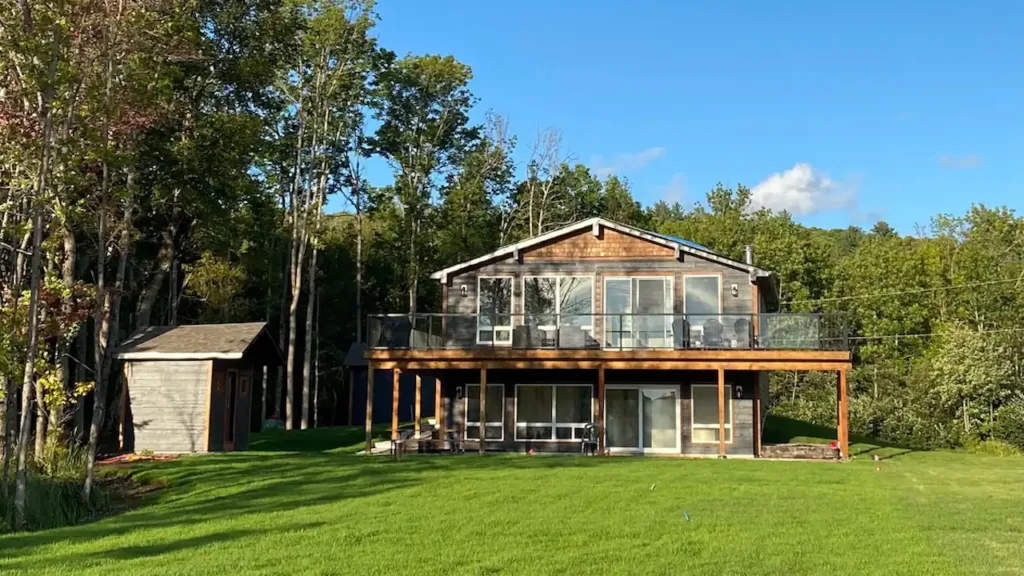 Doug Ford's old cottage on Airbnb