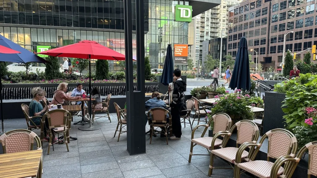 Aroma Yonge Eglinton Centre