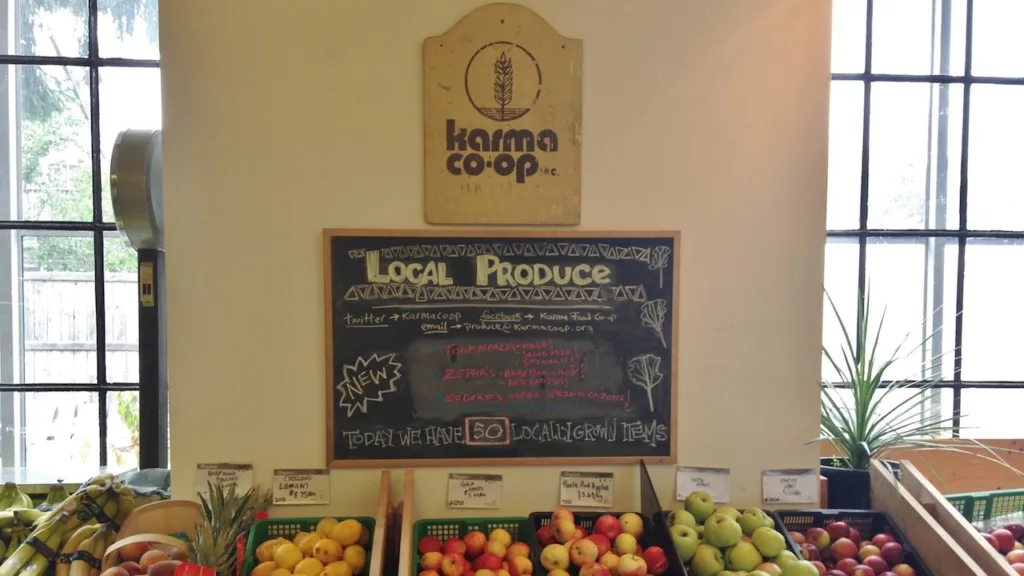 Karma food co-op in Toronto