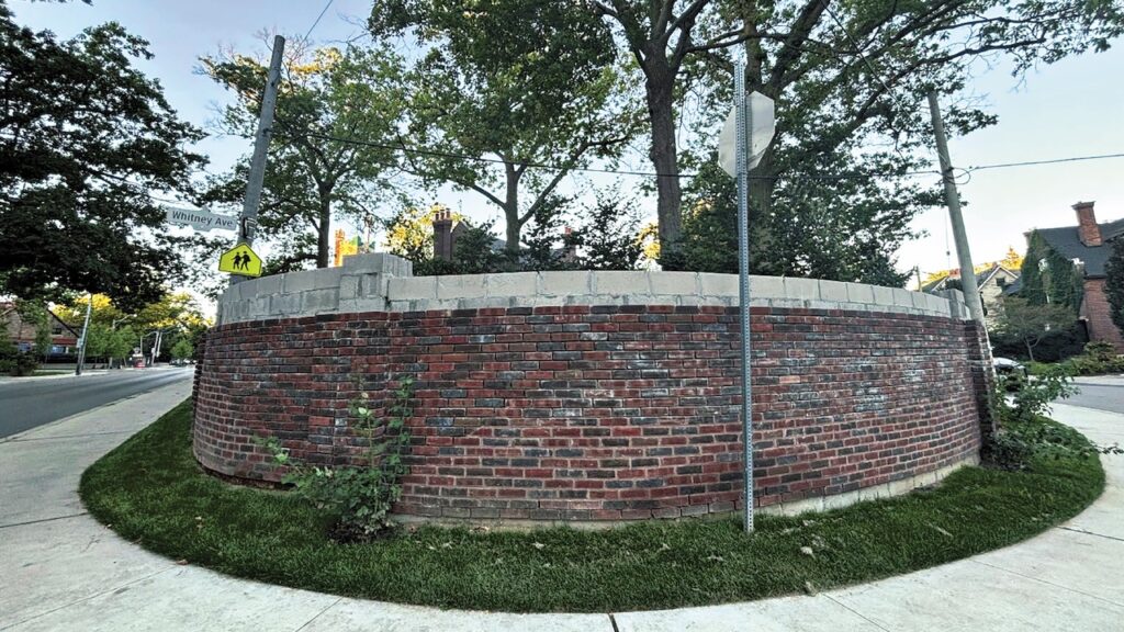 A Rosedale garden wall at the centre of city dispute in Toronto